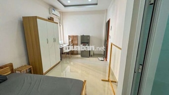 Căn hộ full nội thất Quận 10 gần ĐH Bách khoa - Vòng xoay Dân Chủ