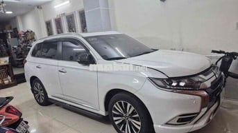 Mitsubishi Outlander 2022 2.0 CVT - 15500 km