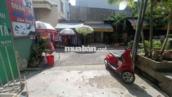 Cho thuê nhà mặt tiền 5x18  ngay chợ Linh Trung Thủ Đức