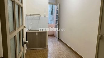 Phòng mới như hình gần chợ Bà Chiểu ban công, bếp, WC riêng