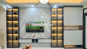 Nhà ô tô đỗ cổng 40m2 , 4 ngủ , đường Lạc Long Quân