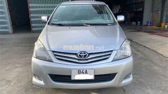 Toyota Innova 2011 G