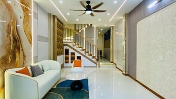 Nhượng lại căn nhà 2 tầng ngay Hoàng Việt, TB. DT: 50.4m2 / 2.8 Tỷ 