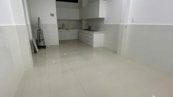 Cho Thuê Nhà nguyên căn phường 12, quận 10, mặt tiền hẻm thông xe tải
