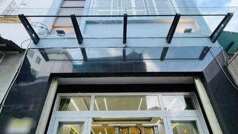 Cần bán gấp nhà 43m2 Lê Văn Duyệt, P3, Bình Thạnh. Gần Cầu Bông, SHR