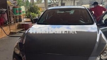 Mazda 3 2016 1.5 AT - 72000 km