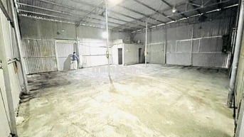 Kho 150m2 đường Bùi Thiện Ngộ, Hòa Xuân