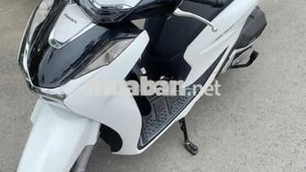 Bán xe SH125 ABS màu trắng, xe lướt đăng kí 4/2025