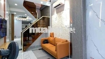 SIÊU ĐẸP 3 TẦNG ĐÚC 68M2 NGAY TÂN HOÀ ĐÔNG-OTO ĐỖ CỬA-CHỈ 5.75 TỶ
