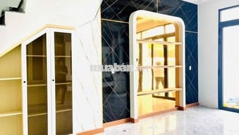 Chính chủ cần bán gấp căn nhà 1 trệt 1 lầu