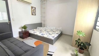 Cho Thuê 2PN Tách Bếp Đường Hoàng Hoa Thám Gần Chợ Bà Chiểu