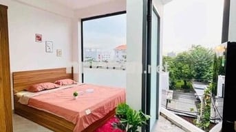 BAN CÔNG FULL NỘI THẤT GẦN NTTU