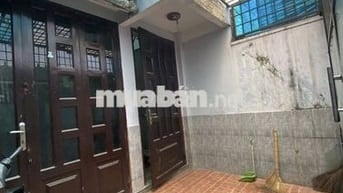 Cho thuê nguyên căn nhà Phú Nhuận
