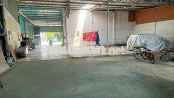 CHO THUÊ KHO XƯỠNG XTT TDT 300m2 dt : 10 x30 đường lớn xe tải