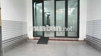 Nhà lầu 4 phòng 4 máy lạnh hẻm đường 30/4
