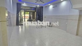 Nhà mới xây, kdc yên tĩnh 4pn 5wc dg xe công vỉa hè ôtô đậu thoải mái