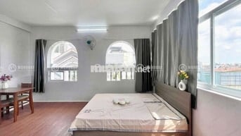Phòng 40m tách bếp Thang Máy Cộng Hòa Full nội thất mới.