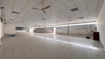 Cho thuê nhà làm kho xưởng hoặc văn phòng giá siêu rẻ