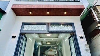 Sang nhượng gấp nhà 41m2 Yên Thế, P. 2, Tân Bình. Gần sân bay TSN