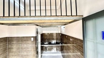 CHO THUÊ PHÒNG CÓ GÁC GIÁ RẺ SÁT NGÃ TƯ GA, GẦN DH NGUYỄN TẤT THÀNH