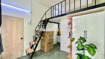 [Hiếm] - Duplex Ban công - Full nội thất - Gần Ba Tháng Hai Q10