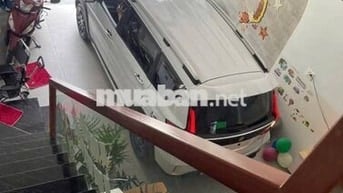 Cho thuê nhà 2 lầu 3 phòng ngủ thuộc KDC phú hồng thịnh Bình An dĩ an