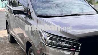 Toyota Innova 2020 E 2.0 MT - 15000 km