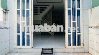 Cho thuê nhà chợ đường 3 phòng ngủ