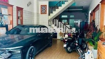 Bán nhà mặt tiền Hoàng Việt TP.VT VỊ TRÍ ĐẸP NHÀ XÂY 3Tầng kiên cố