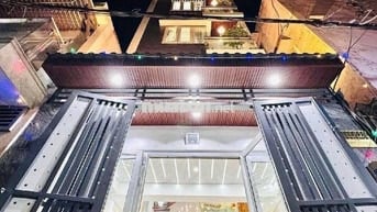 Cho thuê nhà full nội thất đẹp lung linh, hẻm xe hơi - Võ Văn Tần, Q.3