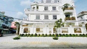 MẶT TIỀN NGUYỄN BỈNH KHIÊM QUẬN 1