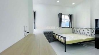 Studio cửa sổ thoáng, ở Xô Viết Nghệ Tĩnh Bình Thạnh