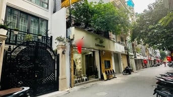 CHO THUÊ NHÀ NGÕ Ô TÔ TRẦN DUY HƯNG MẶT TIỀN 8,5M 