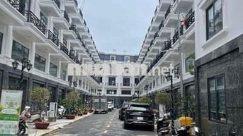 NHÀ PHỐ TÔ NGỌC VÂN.( Ở. LÀM VĂN PHÒNG, CÔNG TY, SPA … )