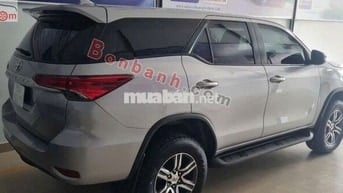 Toyota Fortuner 2.4G 4x2 MT 2021