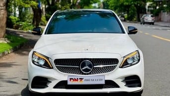Mercedes Benz 𝐂𝟑𝟎𝟎 𝐀𝐌𝐆 𝟐𝟎𝟐𝟏 full option siêu đẹp