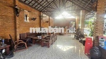 Cho thuê nhà vườn 3 mặt tiền Nguyễn Trường Tộ