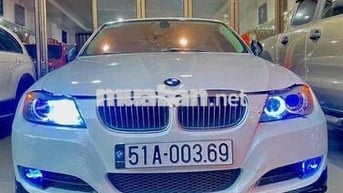 BMW 3 Series 2010 320i - 123 km
