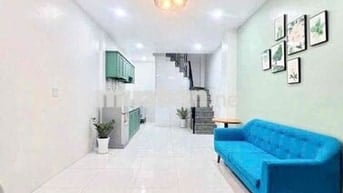 BÁN NHÀ 2 LẦU MỚI- ĐƯỜNG TÂN TRÀO- NGAY BẾN NINH KIỀU- CẦN THƠ