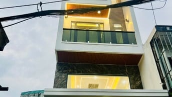 Nhà xây mới 100%. Giá chỉ 6tỷ7. 