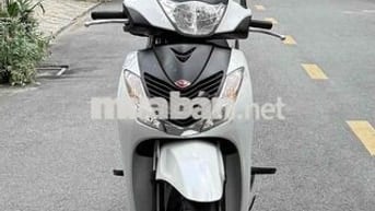 cần bán xe sh hàng 3 cục đời 2011 gia 95 tai q12