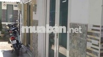 nhà 1 lầu 1pn 1wc có máy lạnh tủ lanh đ 16 gần bình triệu
