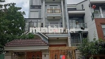 Biệt thự mặt tiền đường số 5 ấp 5 phong phú bình hưng DT 7 x 19.5m