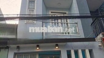 nhà trệt 2 lầu full nội thất có 3 phòng ngủ 2wc sân thượng
