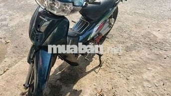 Trời mưa gió để chật nhà cần bán.