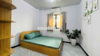 1PN Full NT Cửa Sổ  Thang Máy Hầm Xe Sát ĐH UEH , VHU , RMIT - HF