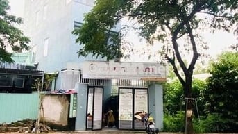 Ngộp Mặt tiền kinh doanh 1 trệt 4 lầu đã hoàn công