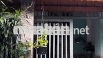 Chủ cần bán căn nhà DT 4x13,5m đường Nữ Dân Công