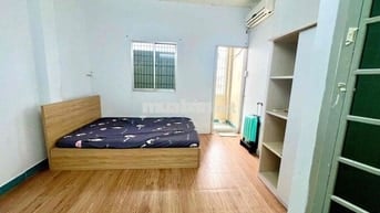🏡Trống 1 Phòng Ngủ 30m2 Bancol Tại Phan Đình Phùng Full Nội Thất