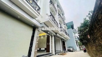 BÁN NHÀ 4Tx37m, Ô TÔ ĐỖ CỔNG, NGAY CHỢ, TRƯỜNG TH BIÊN GIANG